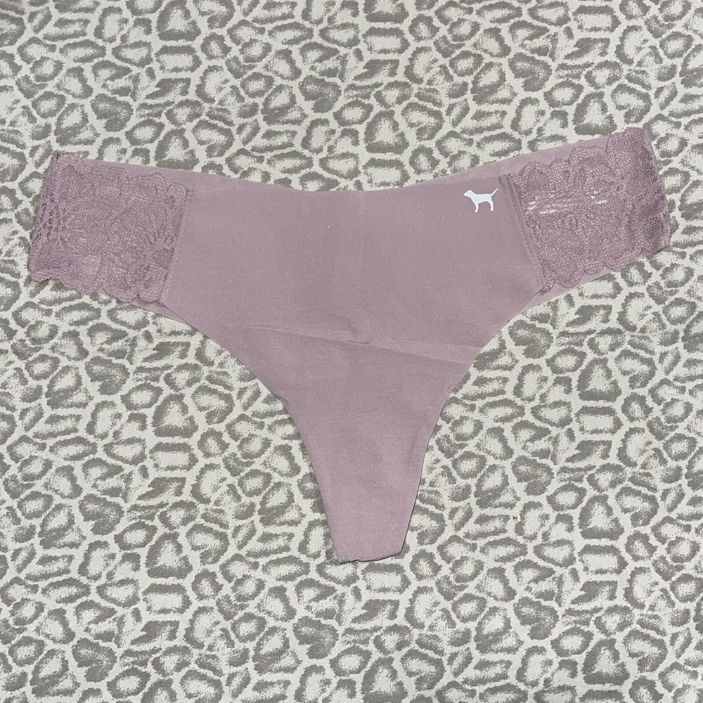 🌺 Pink victoria secret thong underwear 🌺
